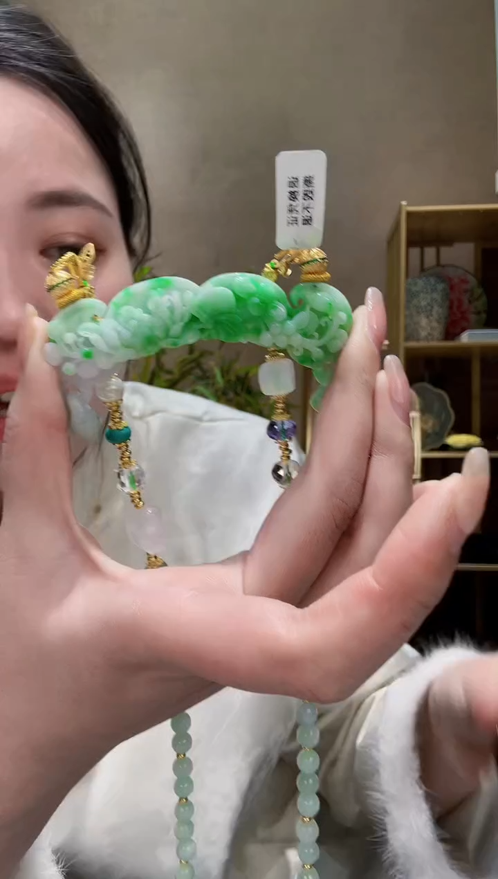 【闪购商品】翡翠颈饰未镶嵌吊坠