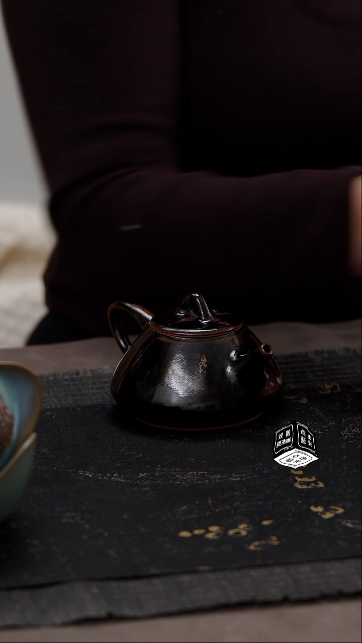 【闪购商品】杯郭遂老师乌金釉........