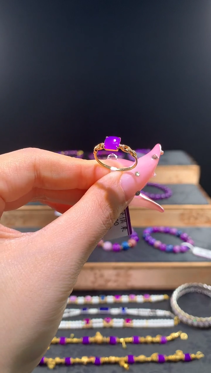 苏纪石（舒俱来）18K金镶嵌.戒指