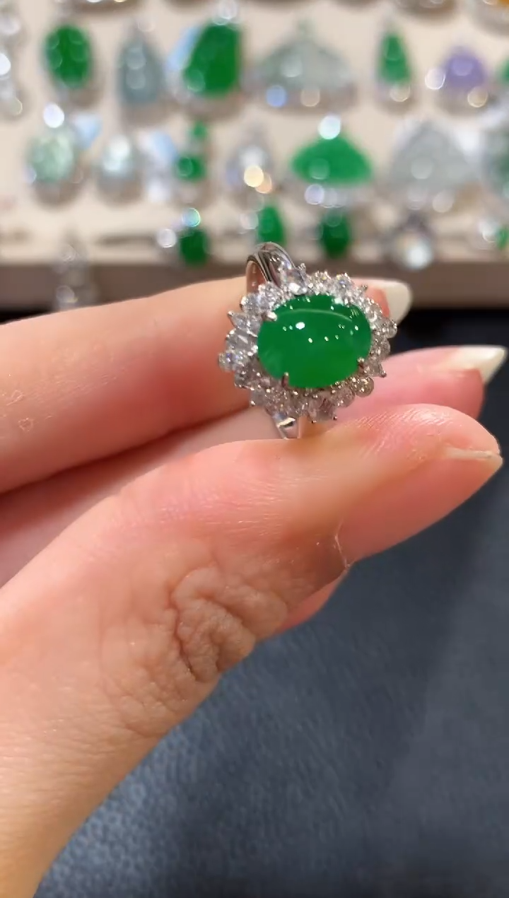 18K金镶嵌戒指翡翠z145  