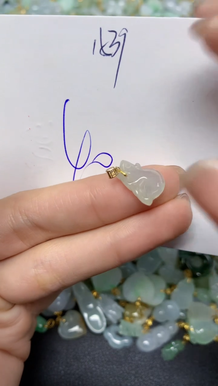 【闪购商品】翡翠颈饰18K金镶嵌天然翡翠A货