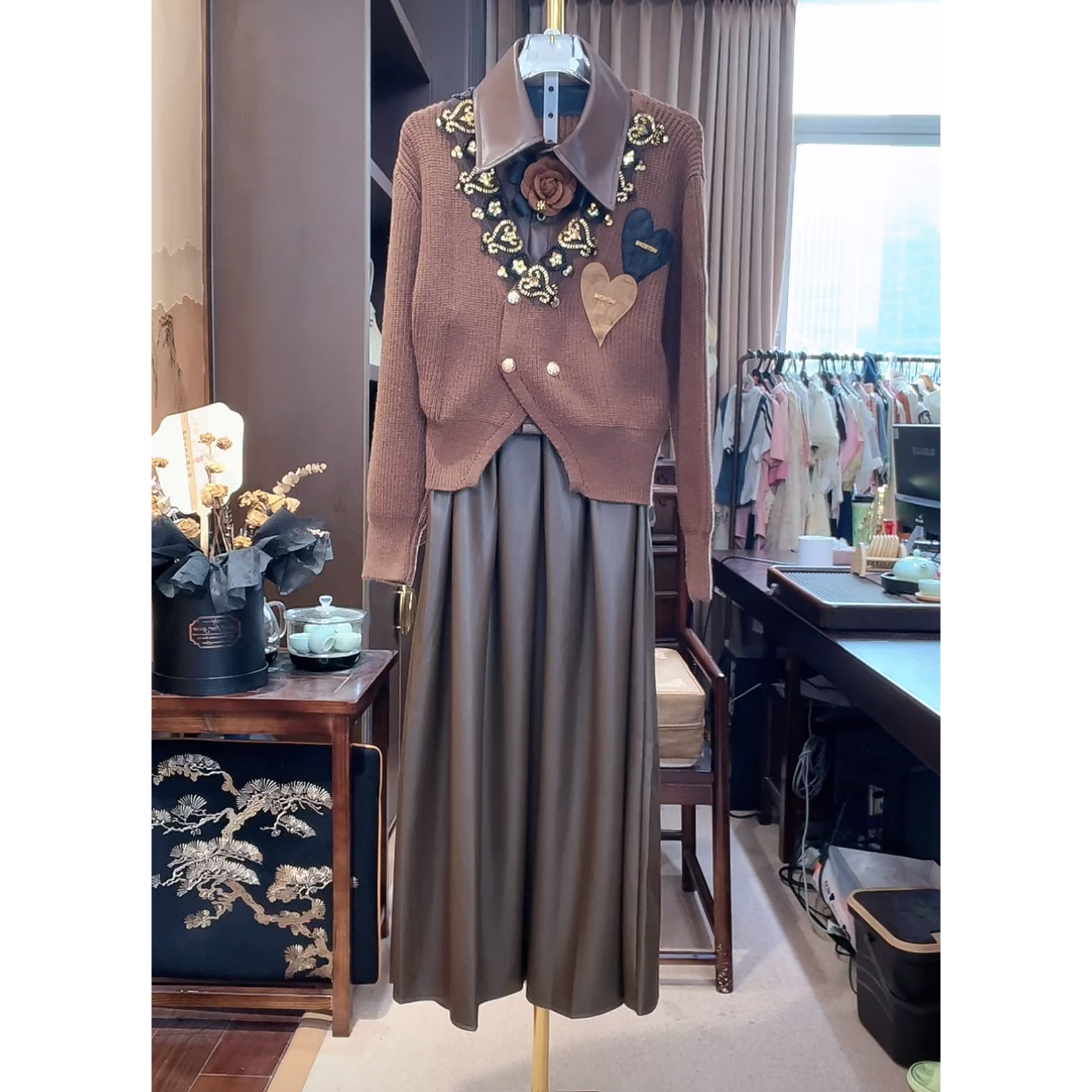 芙娜妮法式圆领秋季新款时尚半身裙设计感小众长袖两件套F2431946