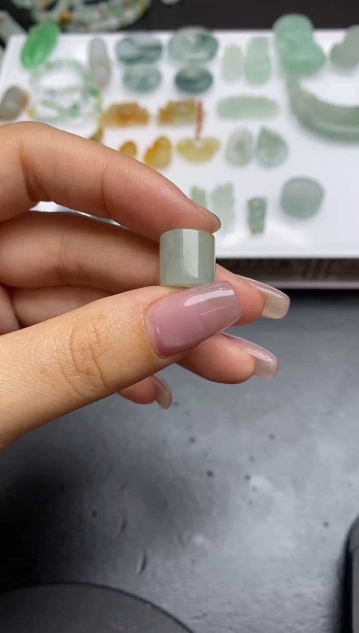 【闪购商品】定制翡翠未镶嵌翡翠毛货~