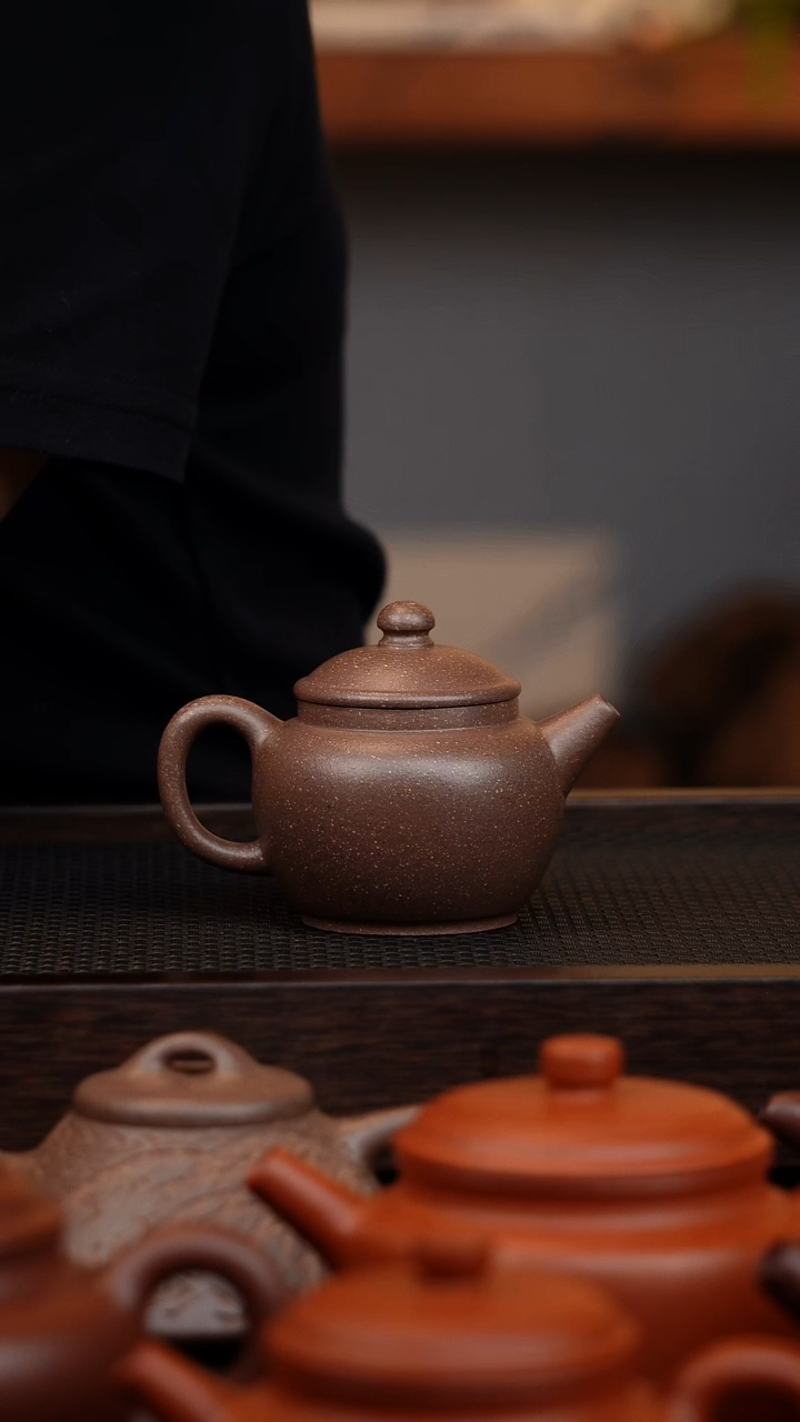 茶壶紫砂微瑕 巨轮 120cc 鲨鱼皮 宽盖
