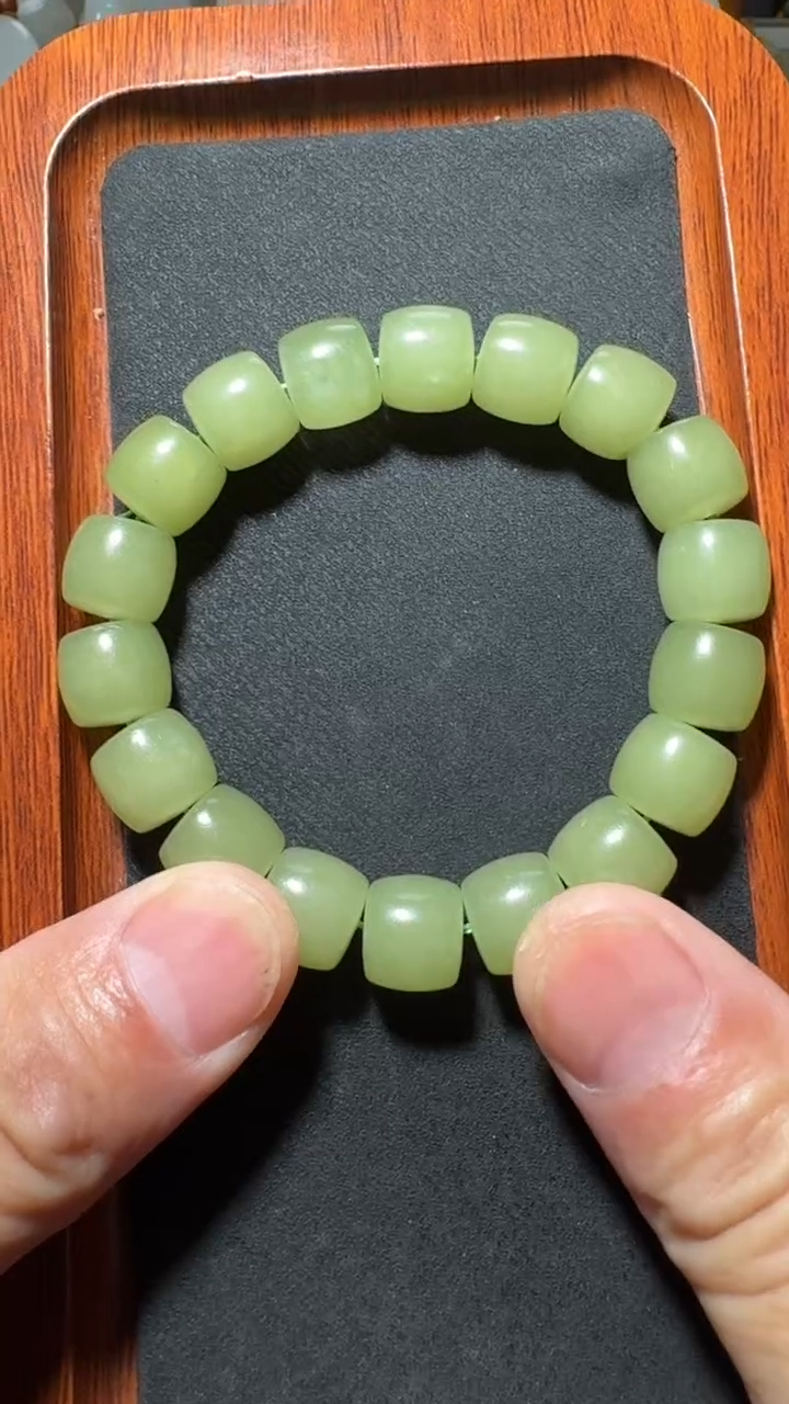 未镶嵌和田玉把件李*儿男女款时尚百搭饰品