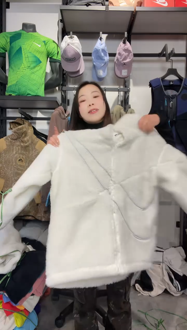 1053闪购编码Nike/Jordan运动卫衣裤以直播间过款为准尺码. M