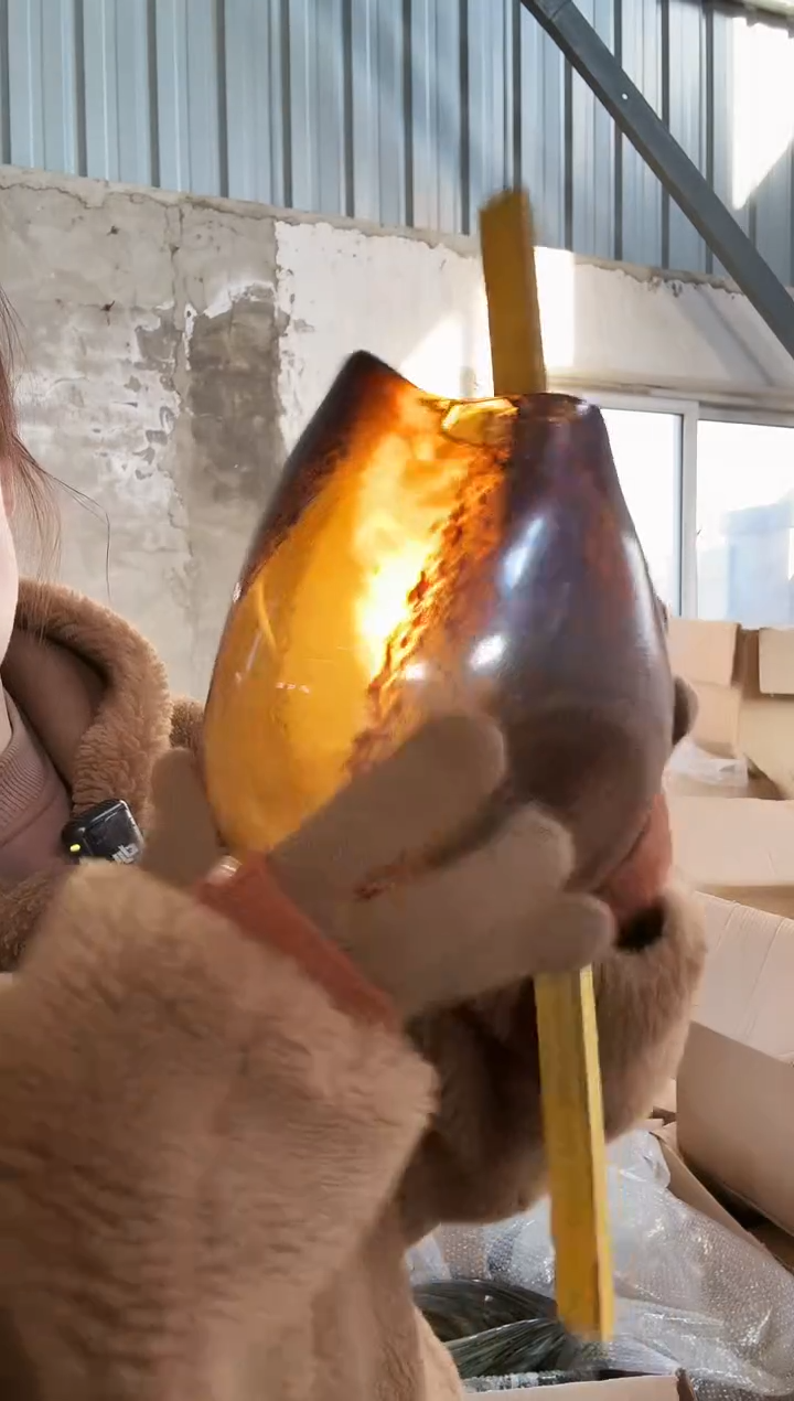 619直播玻璃花瓶