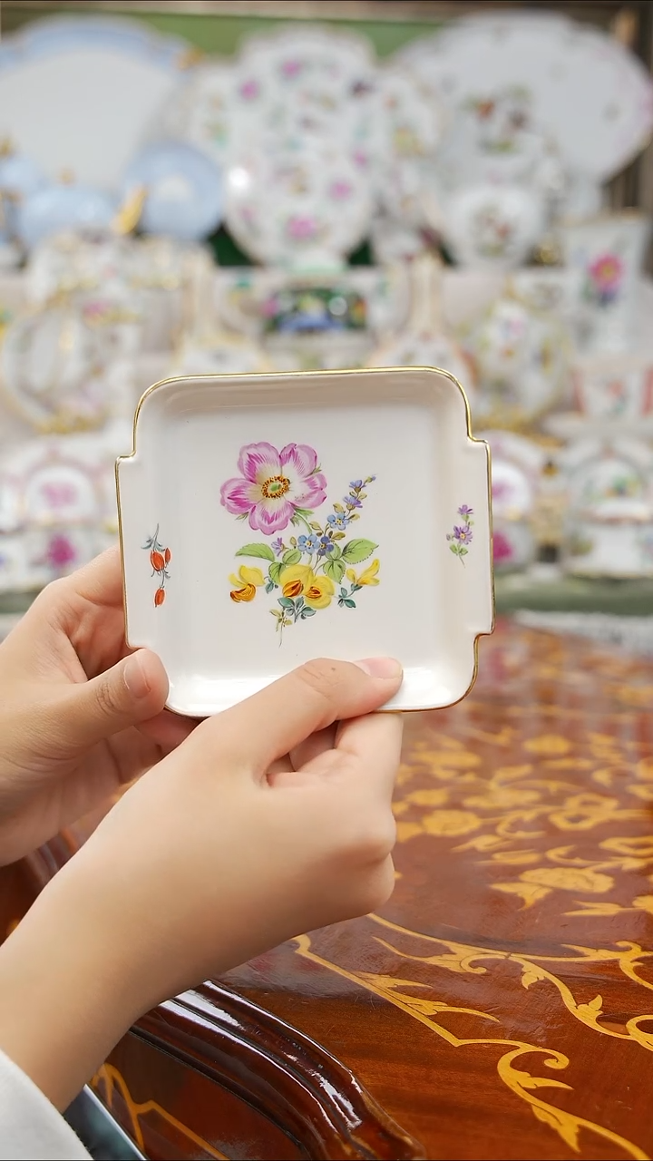 瓷米多家中古瓷器如图所示27