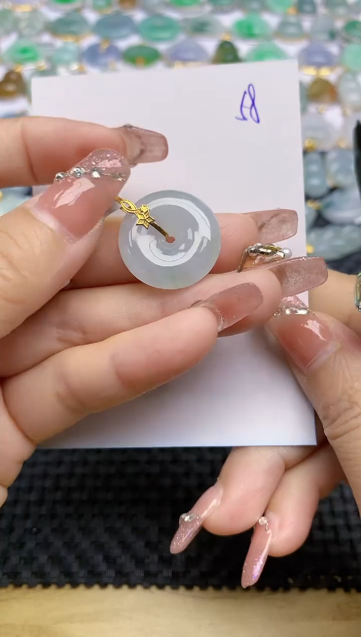 【闪购商品】翡翠颈饰18K金镶嵌天然A货翡翠 58