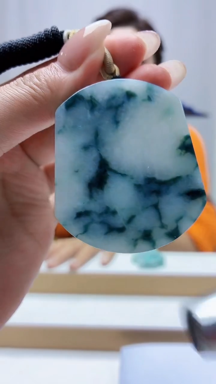 未镶嵌定制翡翠4829MM-毛货挂件68