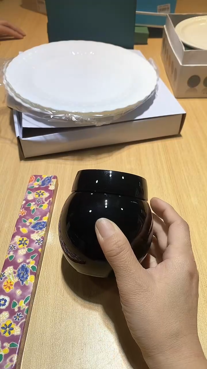 【闪购商品】瓷片锅碗瓢盆一件不剩