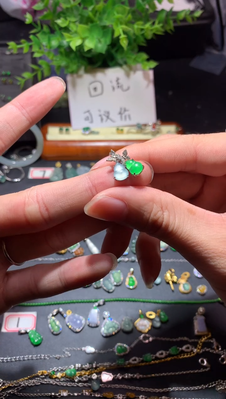 颈饰银S925镶嵌翡翠A*C1