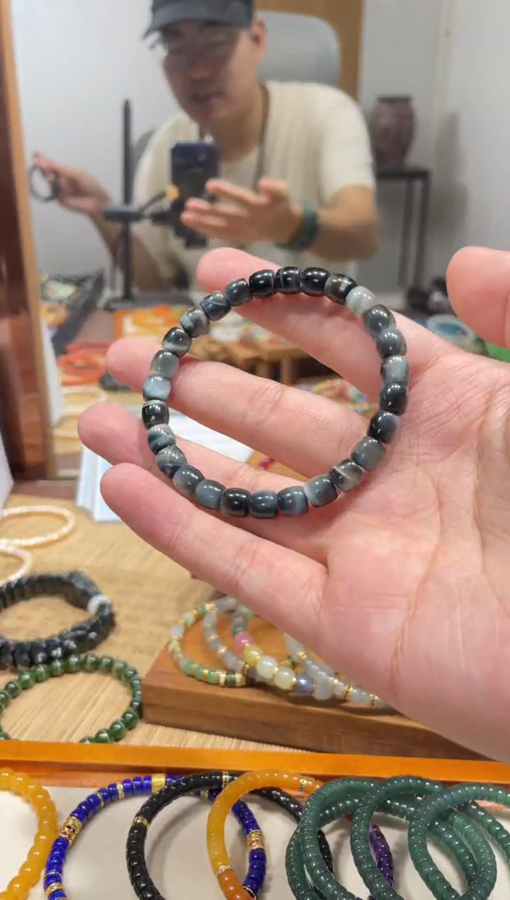 未镶嵌手串木变石7mm直切蓝虎眼手串