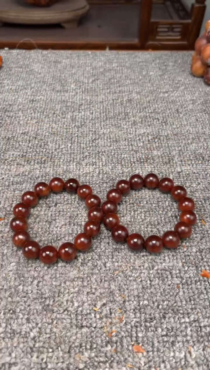 柏木（崖柏）1.5圆珠黑金骨坨坨料 瓷化料 香味浓郁