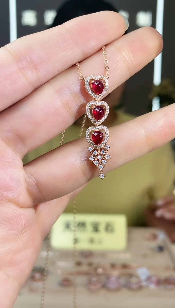 【闪购商品】红宝石颈饰银S925镶嵌颈饰