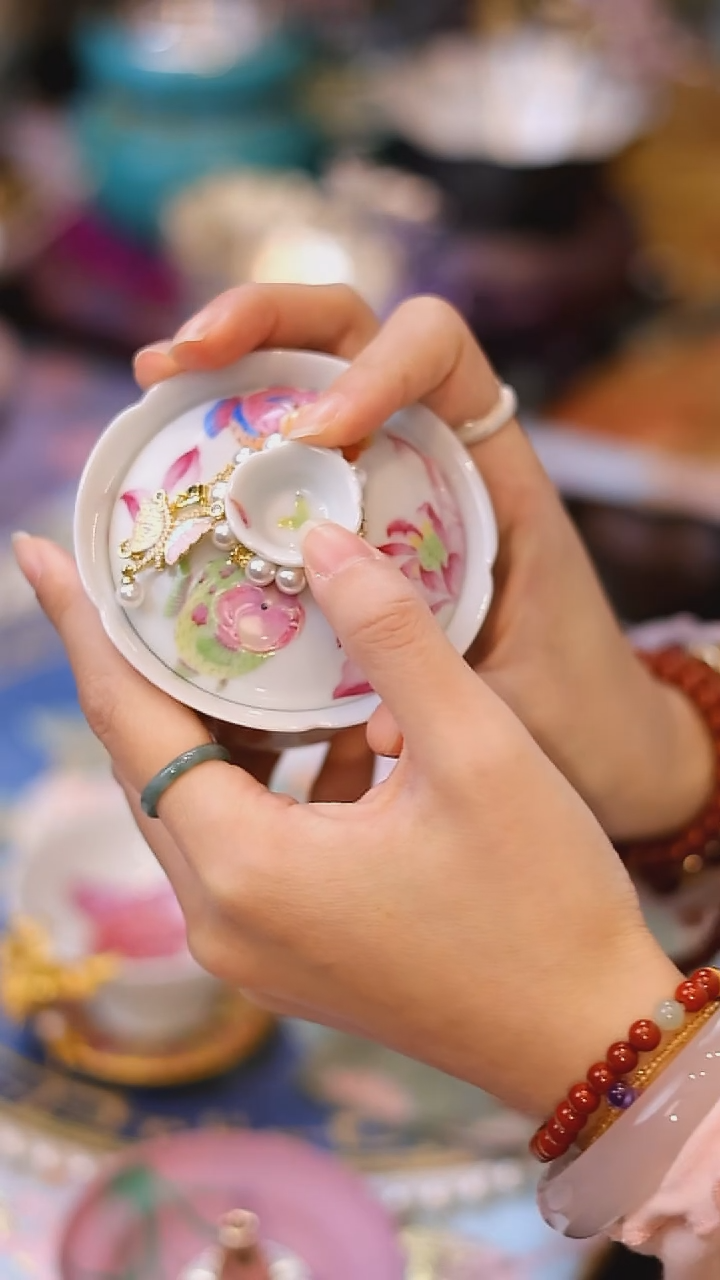 【闪购商品】摆件山怂阿卿直播间@@YTJ00274+提溜