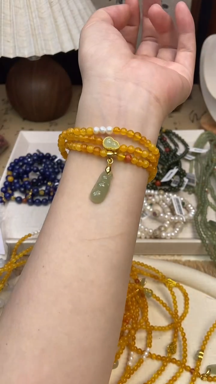 未镶嵌蜜蜡手链136