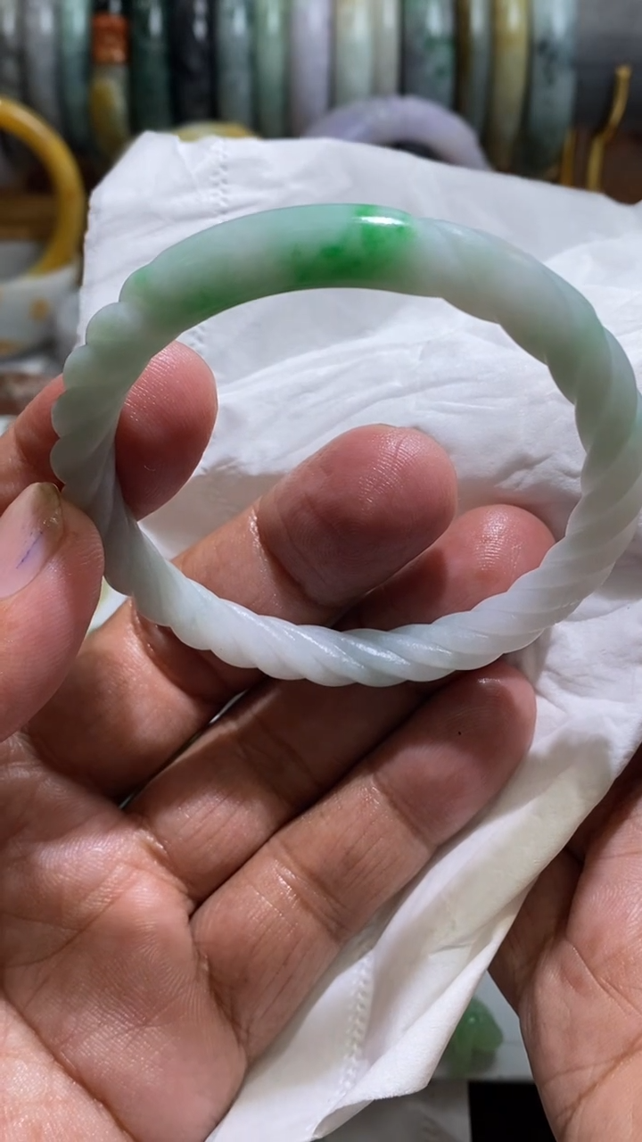 未镶嵌挂件翡翠翡翠手镯