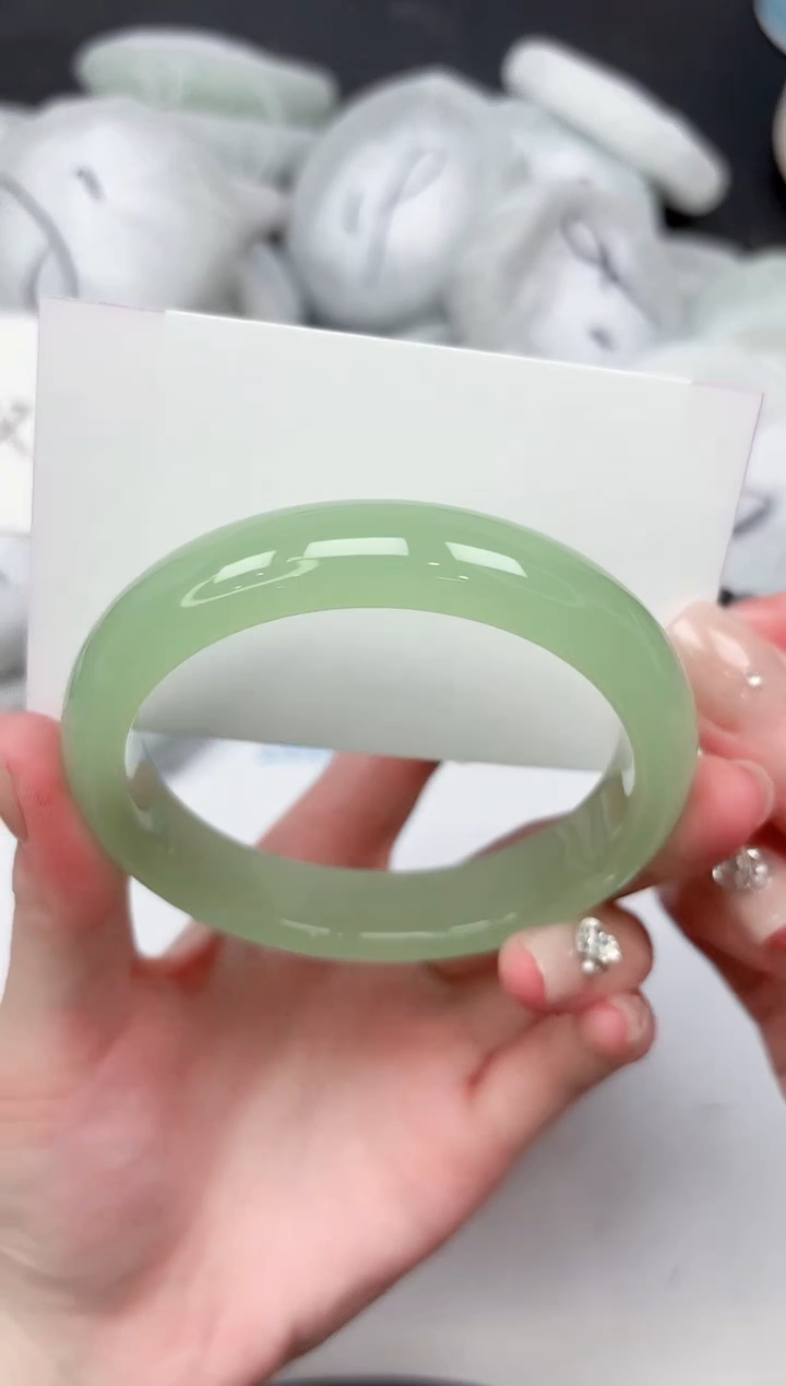 未镶嵌手镯石英质玉343-62.2