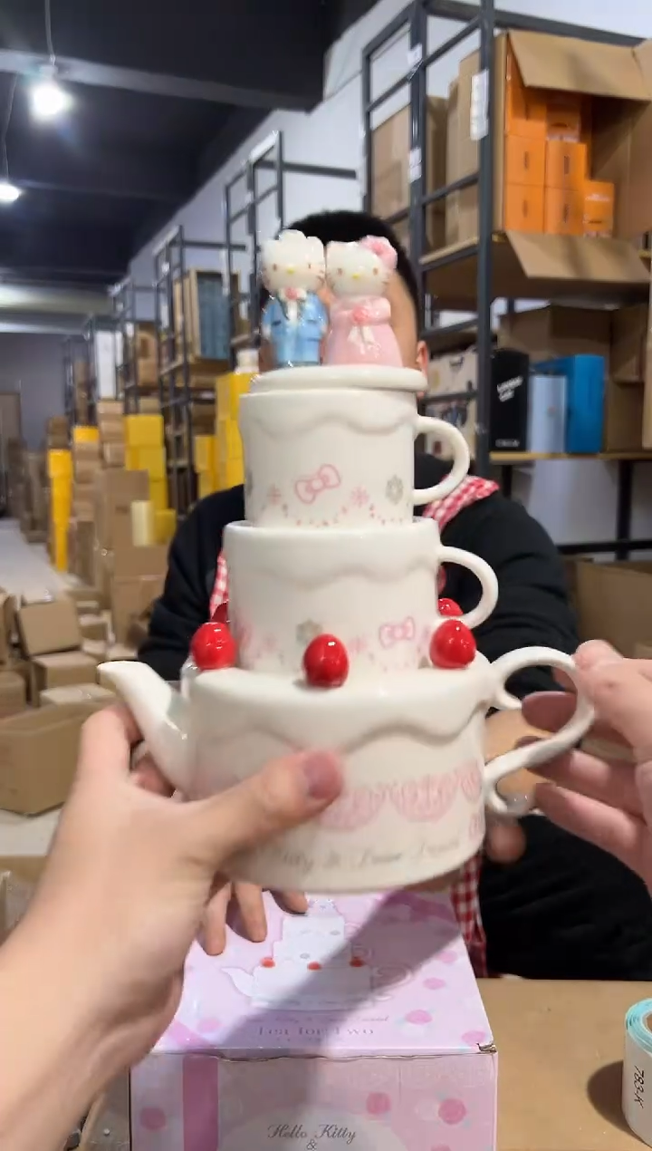 【闪购商品】杯原盒kt猫结婚茶壶套组