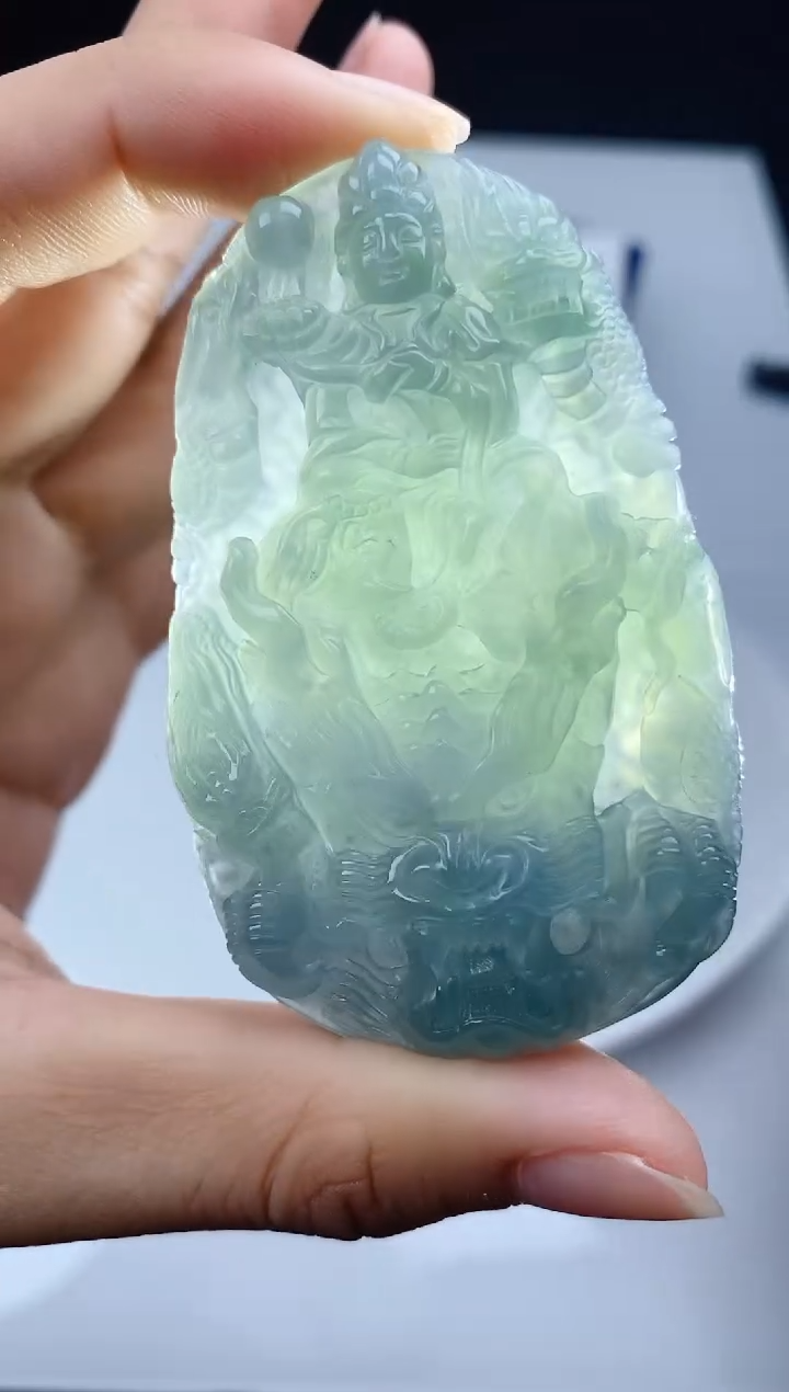 翡翠未镶嵌颈饰1