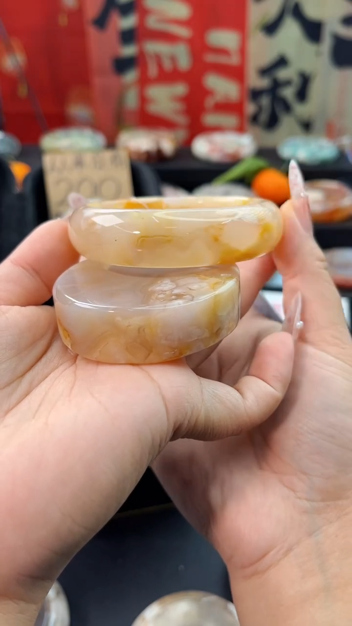 【闪购商品】石英质玉手镯未镶嵌赠送镯心（57圈口）