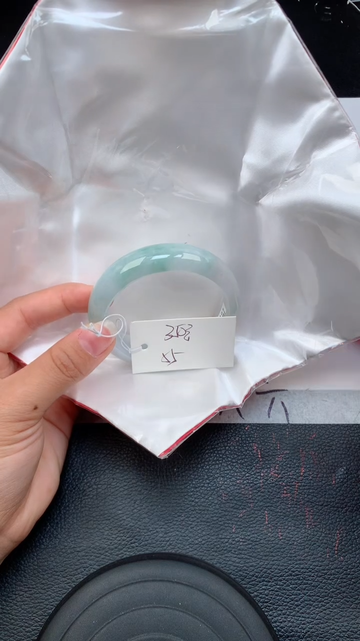 【闪购商品】翡翠手镯未镶嵌天然缅甸A货翡翠手镯