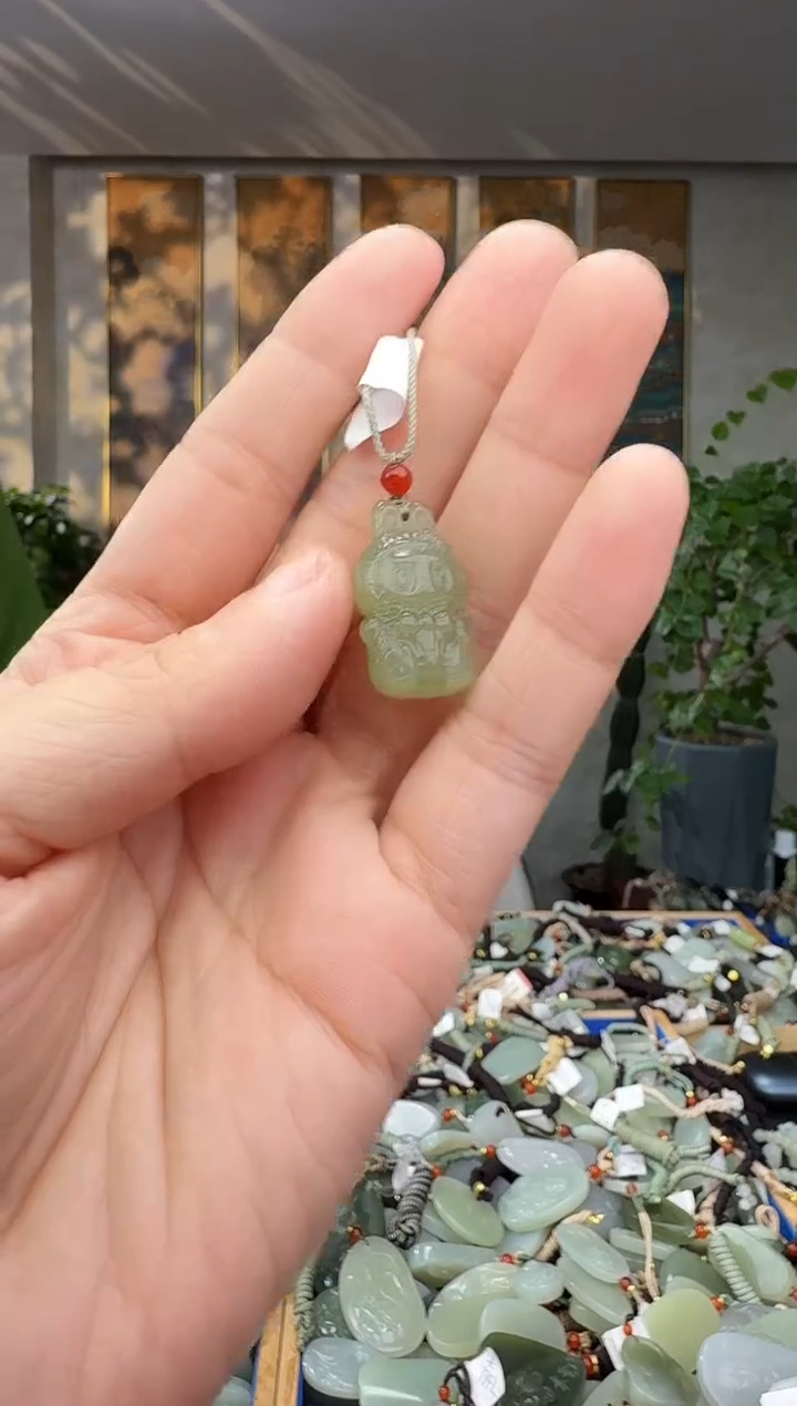 未镶嵌和田玉挂件拍一发一