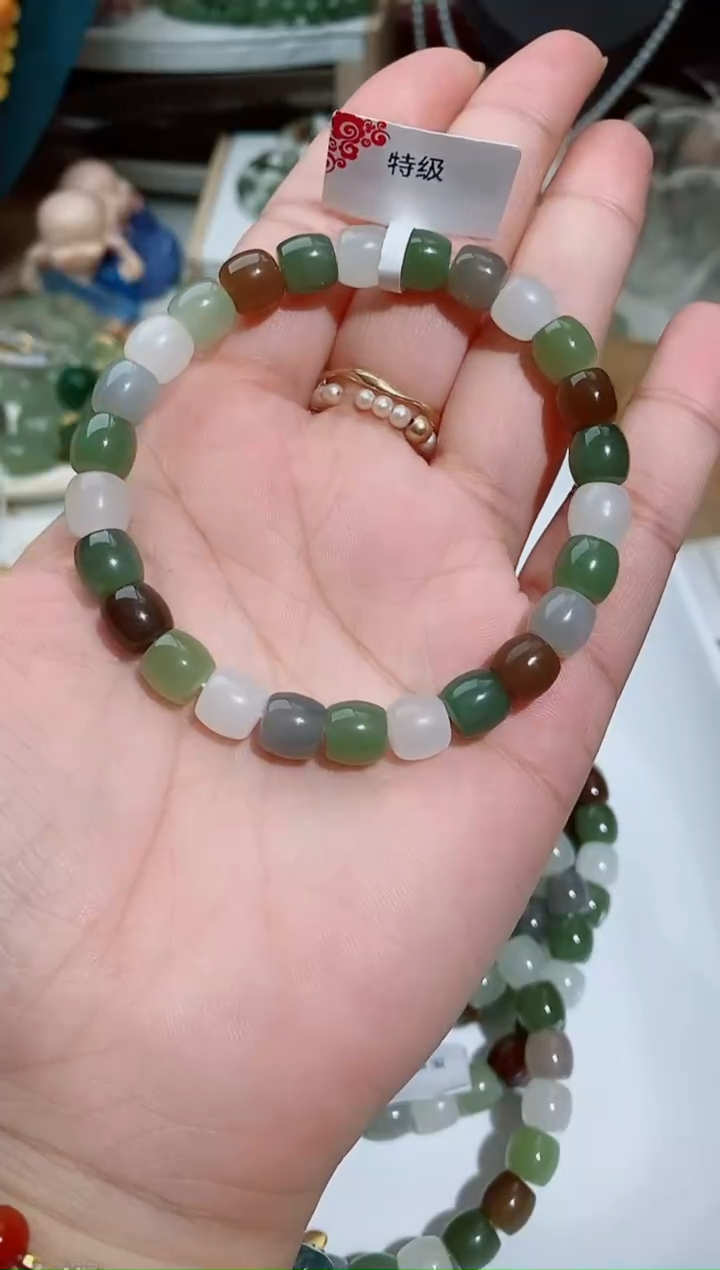 A4多样性发其一（