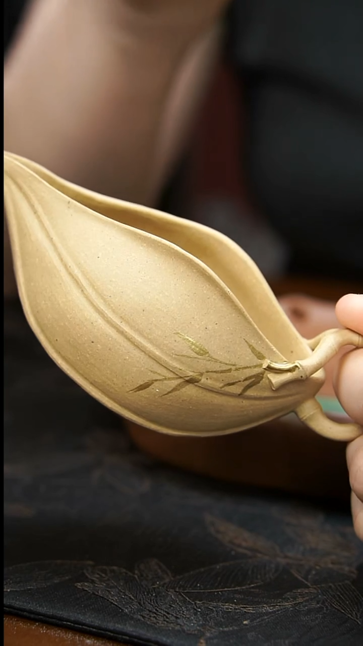 茶壶紫砂一片竹叶公道