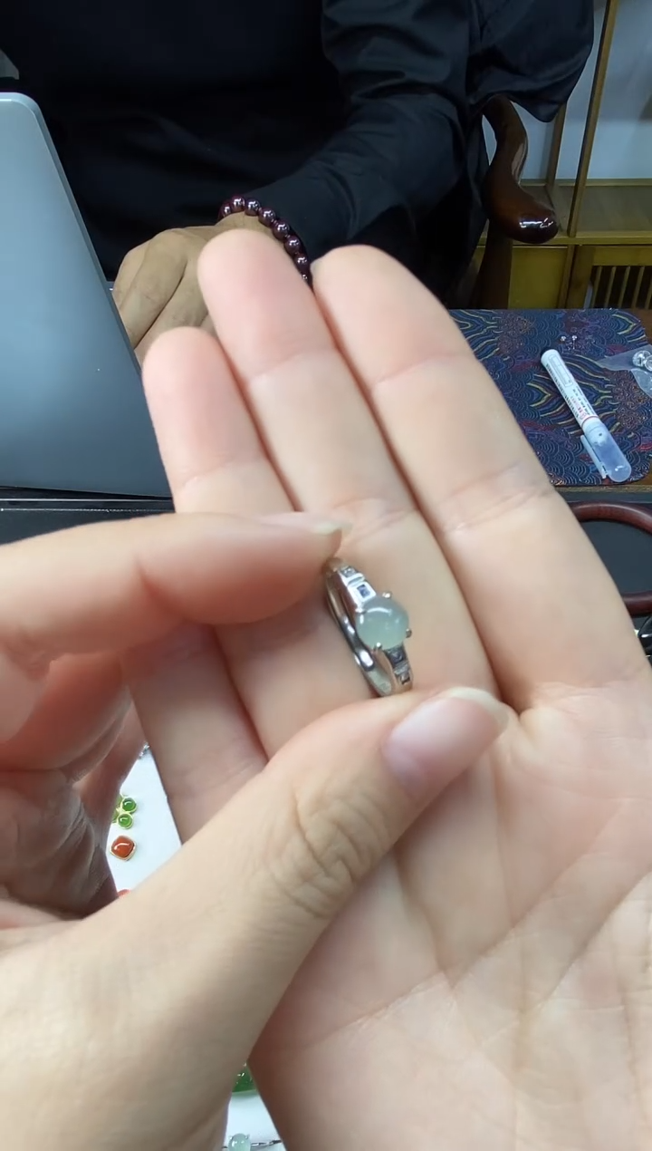 银S925镶嵌戒指翡翠张****️戒指