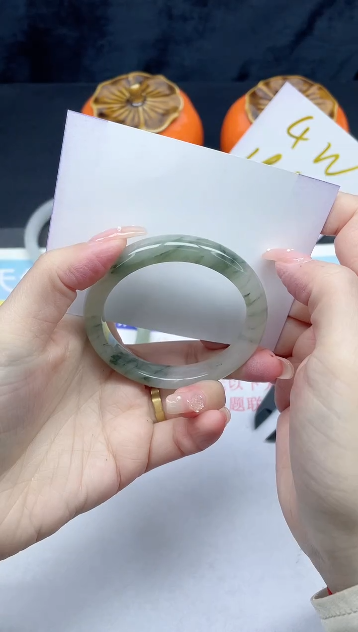 【闪购商品】石英质玉手镯未镶嵌213-52.3