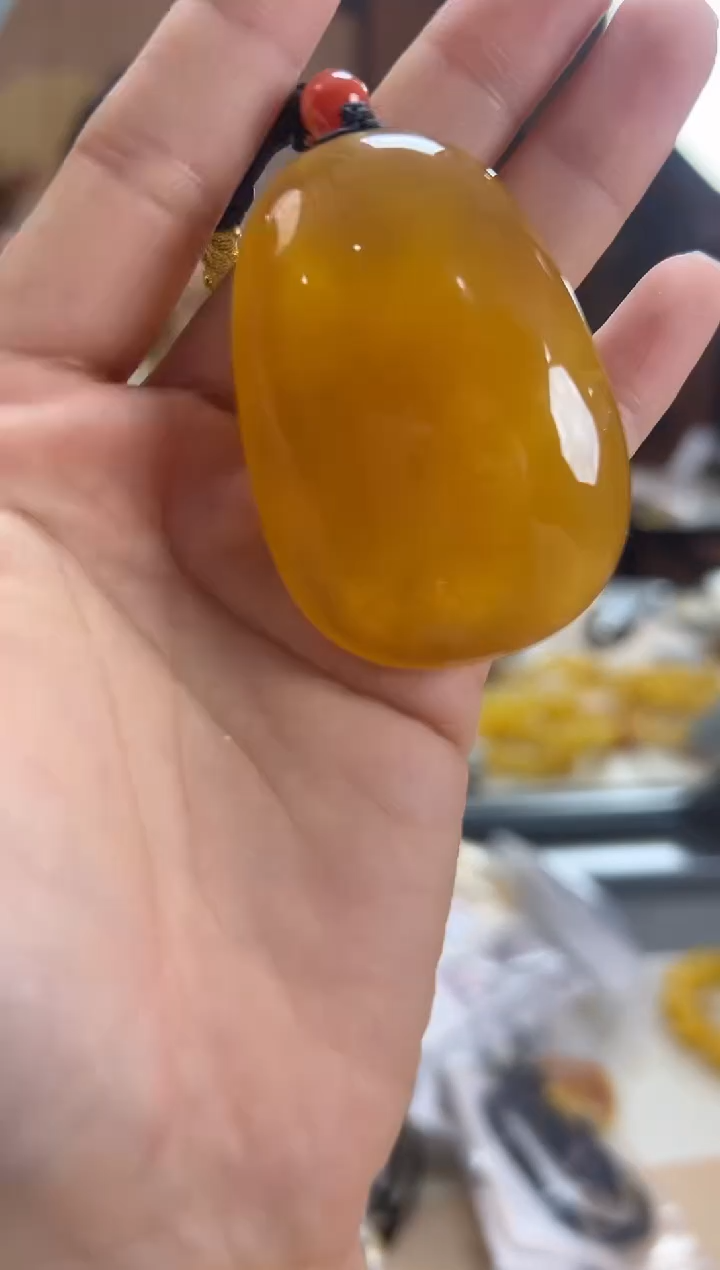 【闪购商品】蜜蜡裸石未镶嵌蜜蜡吊坠