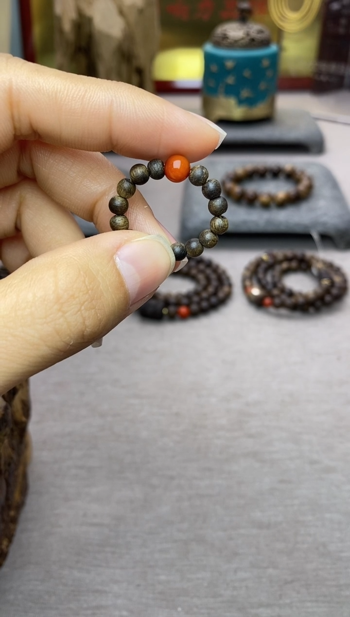 【闪购商品】沉香沉香碎屑白棋戒指      