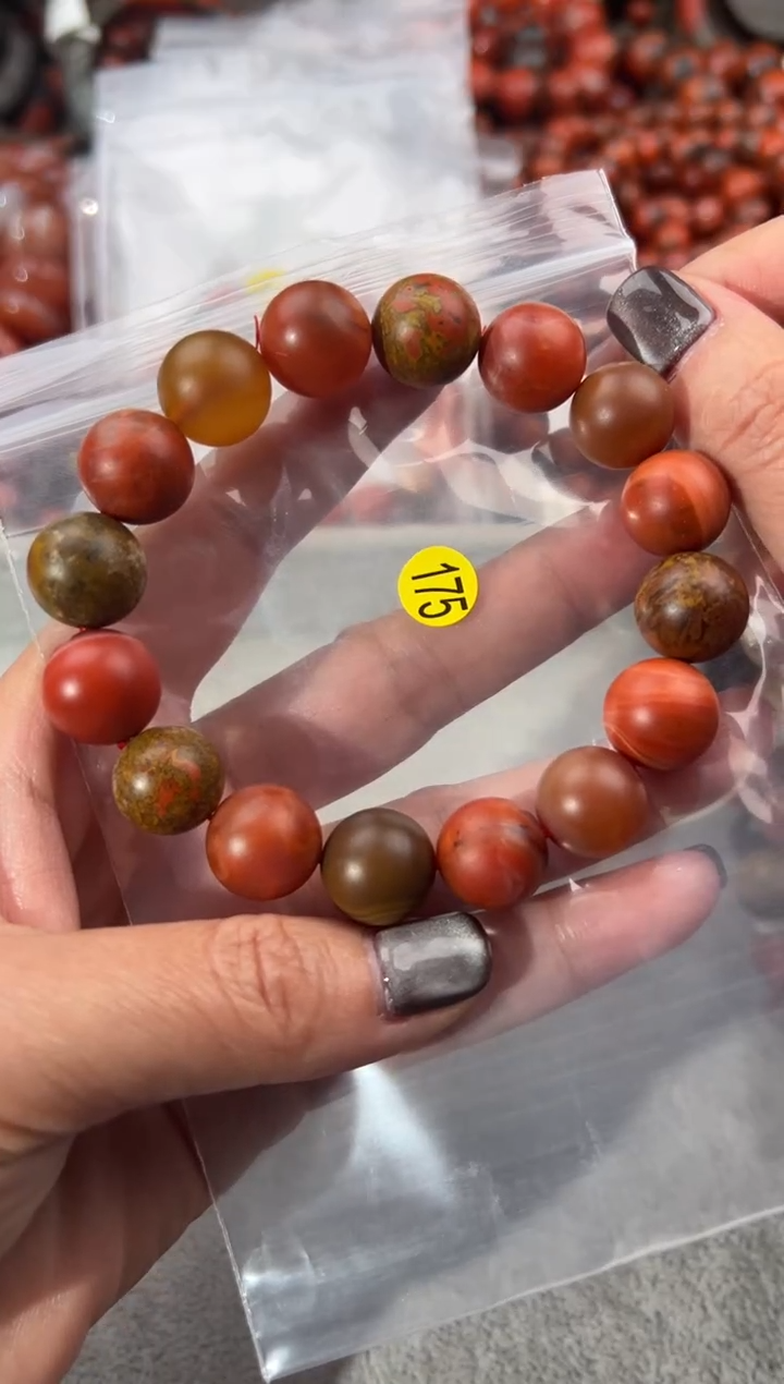 未镶嵌手串南红玛瑙12+