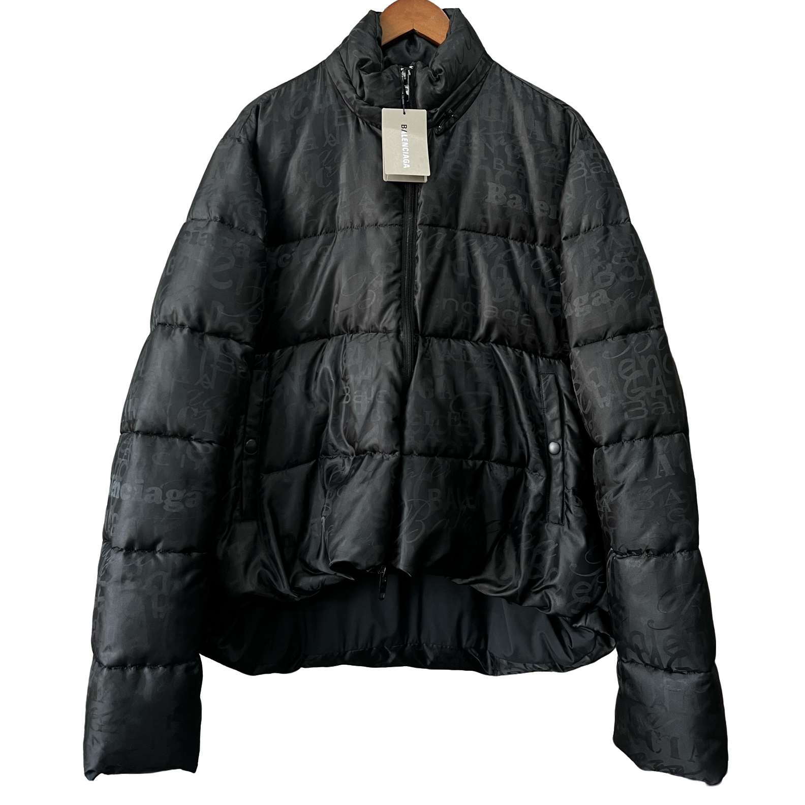 未使用 Balenciaga/巴黎世家 黑色满印羽绒服 x0761