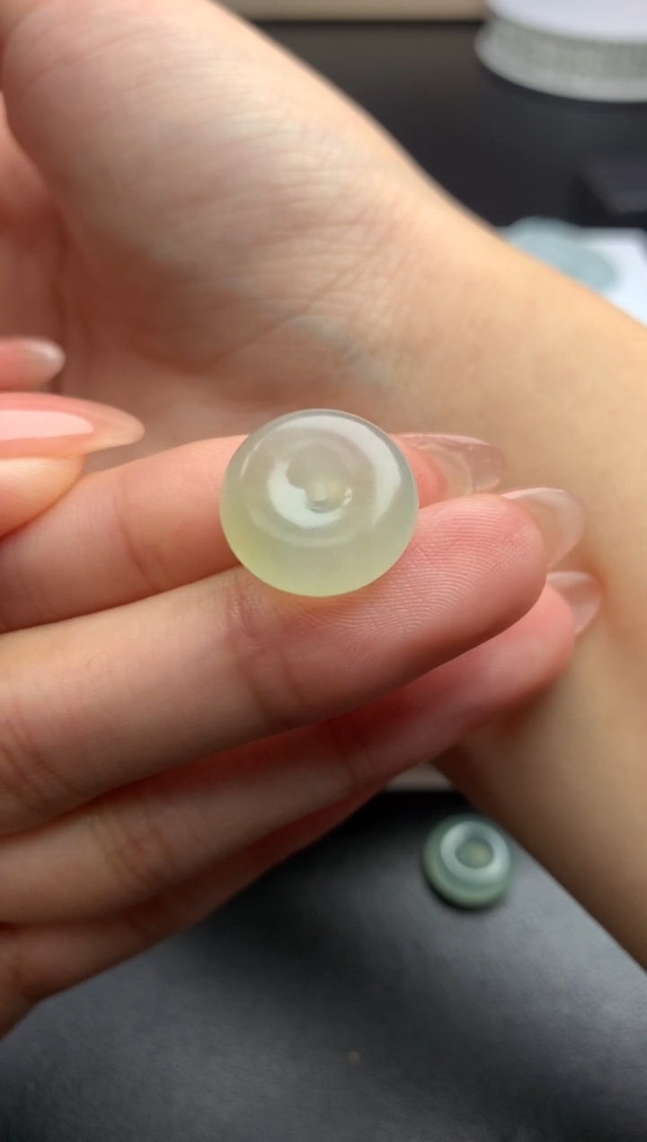 【闪购商品】定制翡翠未镶嵌毛货