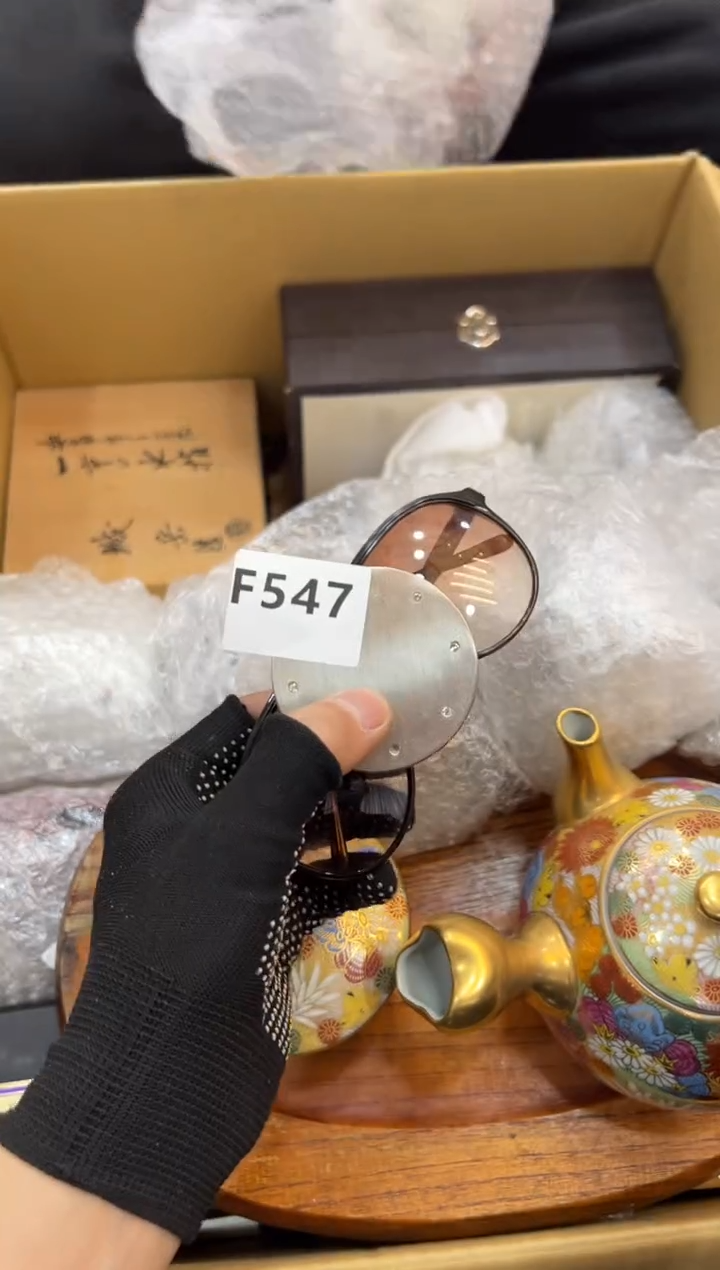 陈**修547中古商品谨慎参拍