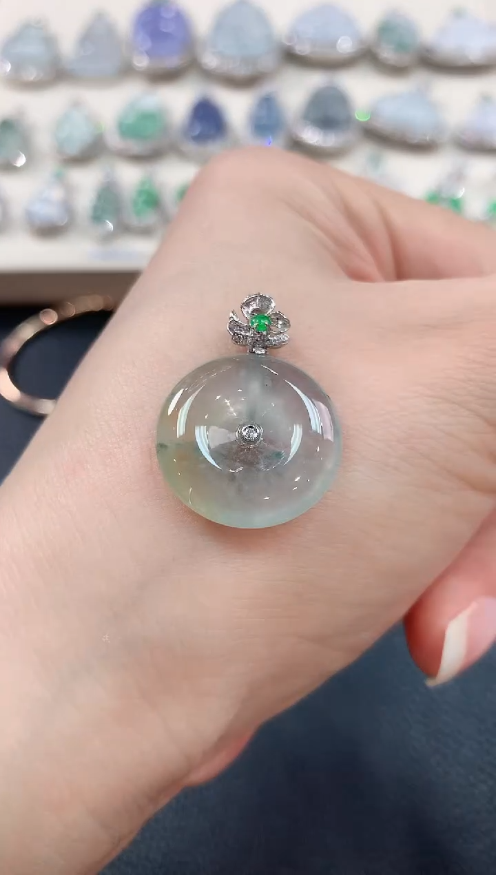 【闪购商品】翡翠吊坠(不含链)18K金镶嵌b14       