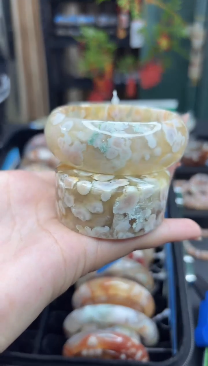 【闪购商品】石英质玉手镯未镶嵌698（56圈赠送镯心）