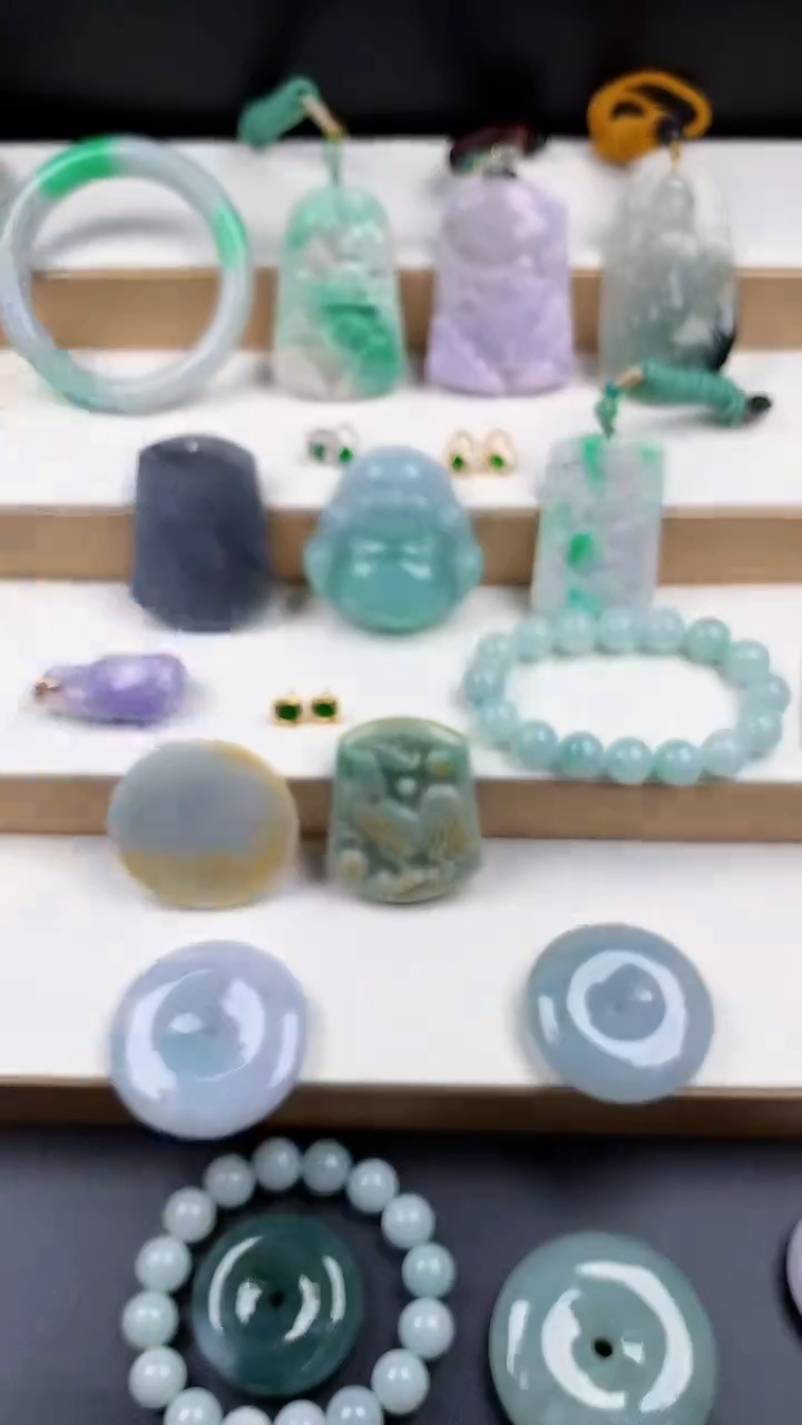 颈饰未镶嵌翡翠天然翡翠吊坠挂件