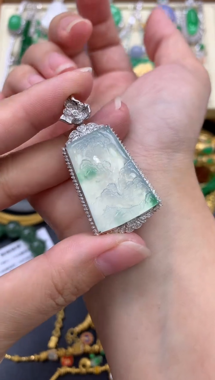 翡翠18K金镶嵌颈饰516-中国好珍宝