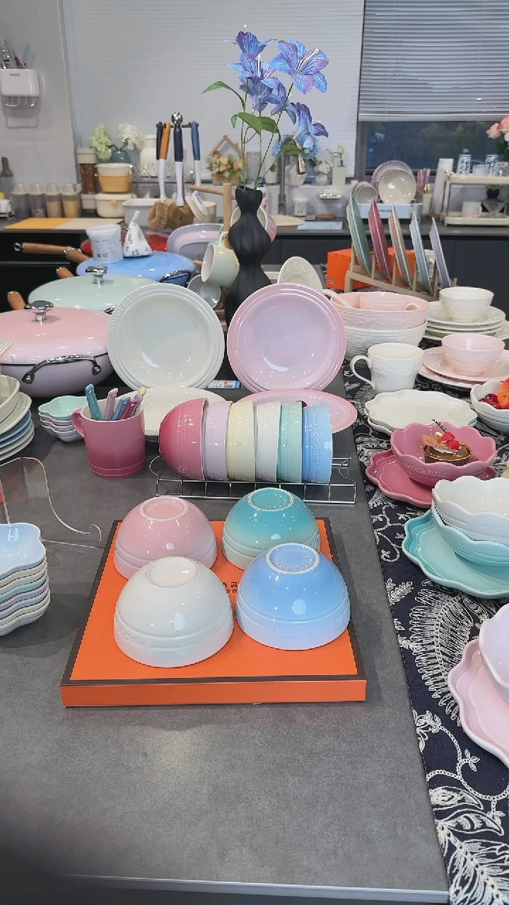 【闪购商品】瓷四色米饭碗