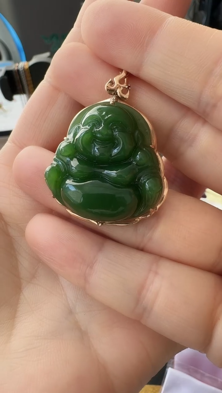 【闪购商品】和田玉w18K金镶嵌佛公吊坠