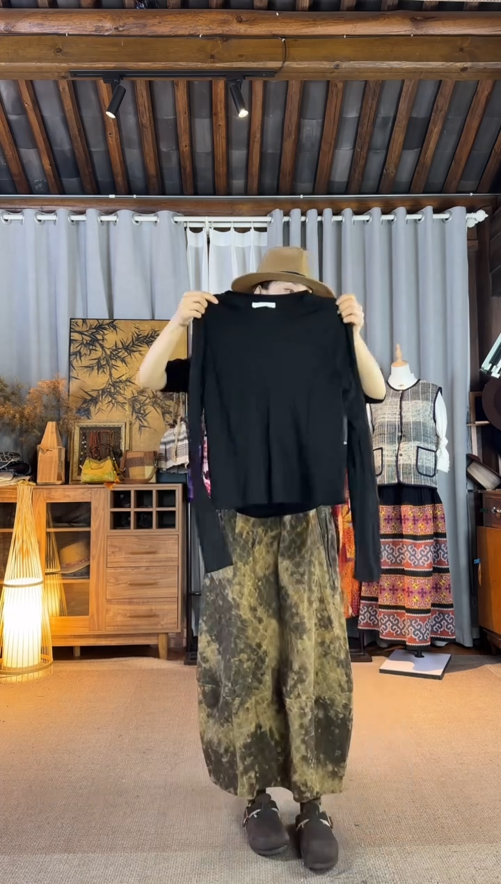 设计师款黑色天丝羊毛打底衫