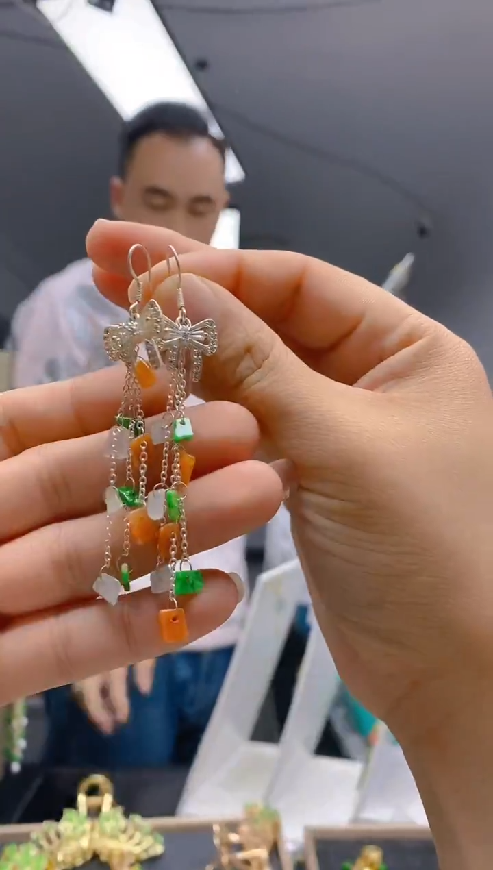 【闪购商品】翡翠耳饰银S925镶嵌413翡翠耳钩