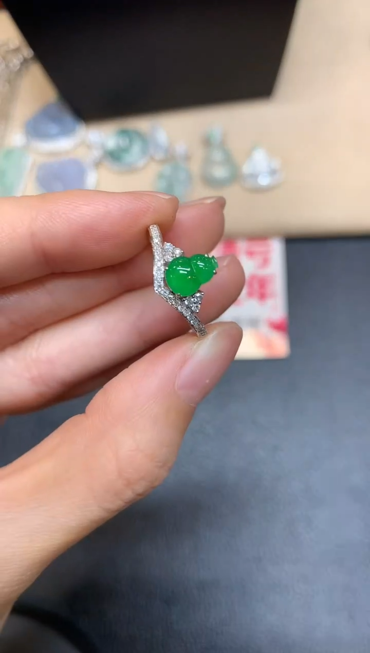 【闪购商品】翡翠戒指18K金镶嵌【无服务费