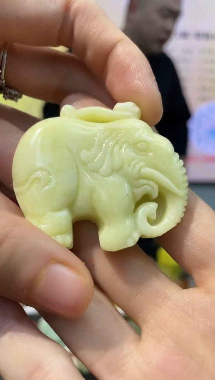 【闪购商品】岫玉吊坠未镶嵌·