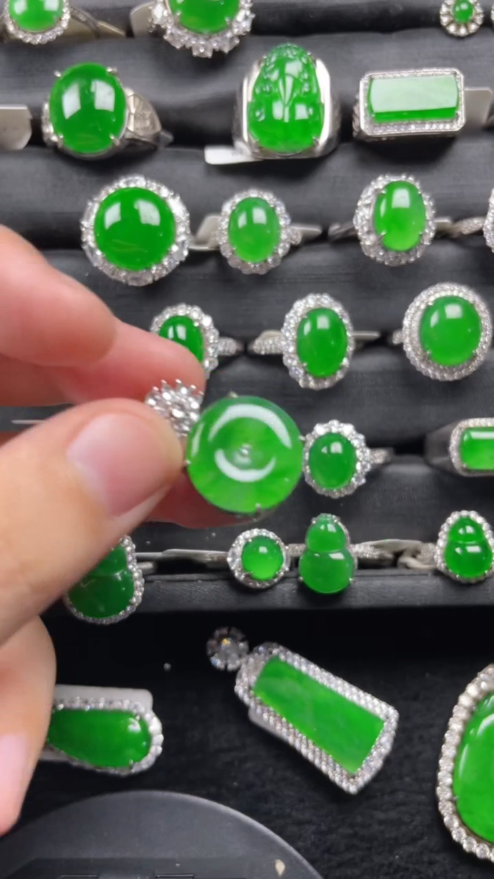 颈饰银S925镶嵌翡翠翡翠