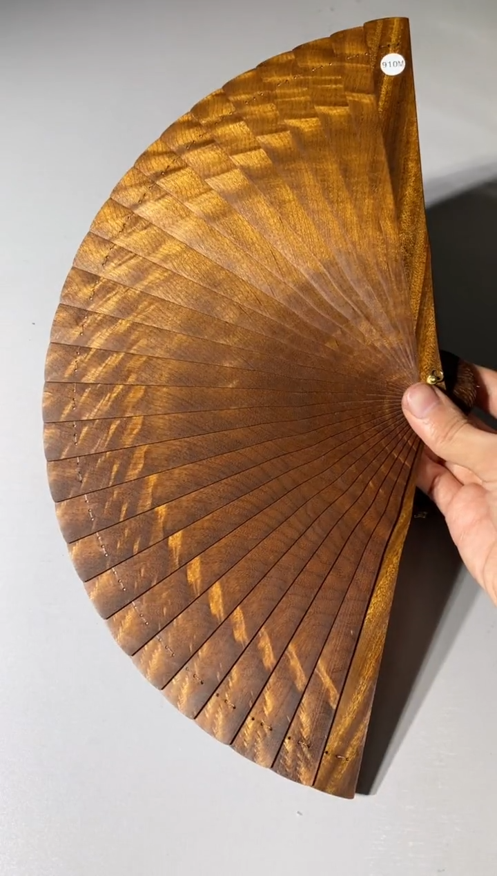 【闪购商品】金丝楠木雕910号21cm金丝楠木小叶桢楠扇子